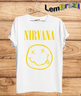 Camiseta Nirvana LemBrazil. Camiseta 100% Algodão personalizada com Plotter de Recorte garantindo maior durabilidade e conforto!