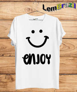 Camiseta Enjoy LemBrazil. Camiseta 100% Algodão personalizada com Plotter de Recorte garantindo maior durabilidade e conforto!
